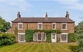 Hutton Mount Retreats